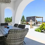 Saint Apostles Apartamento *