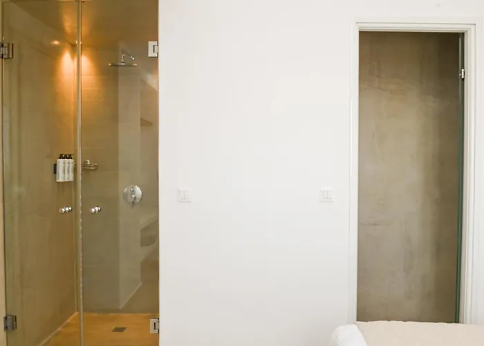 Saint Apostles Apartament *