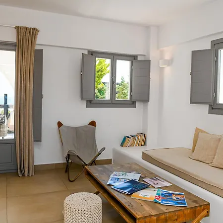 Saint Apostles * Firá