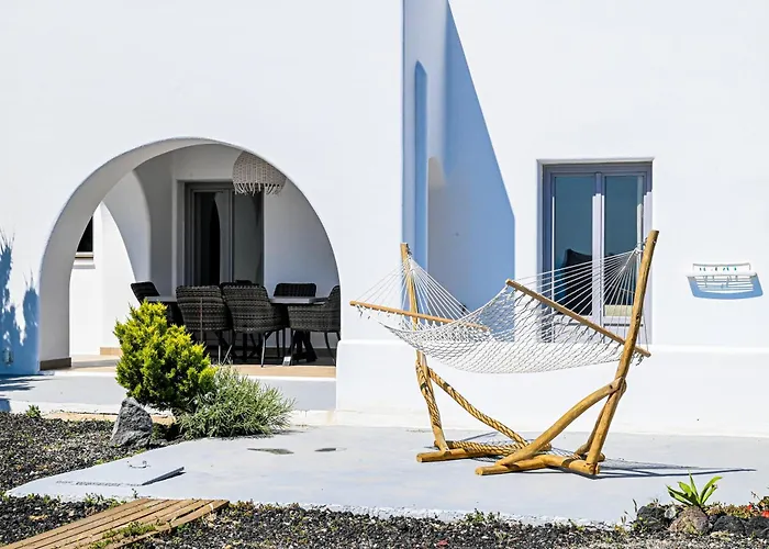 شقة Saint Apostles ثيرا